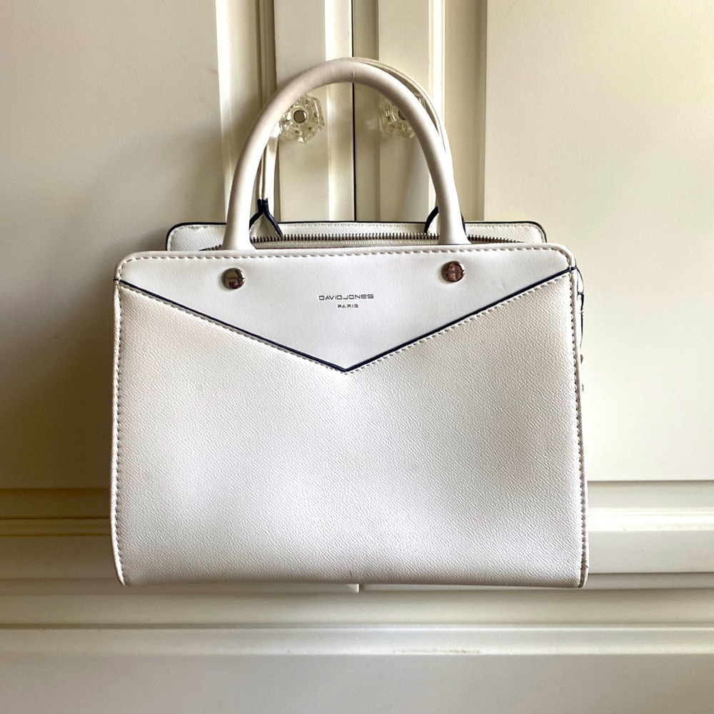 David Jones- Versatile, White PU Leather Handbag with plenty of storage!